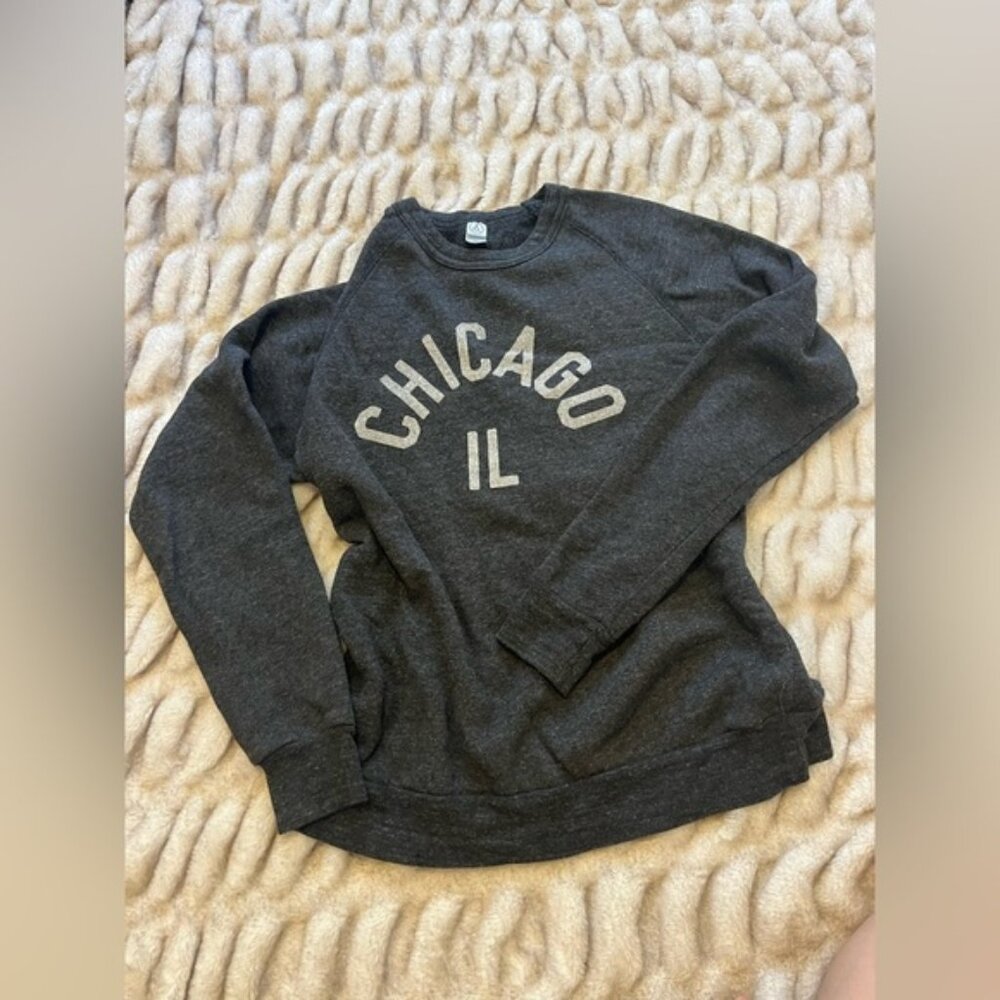 Chicago IL Dark Gray Sweatshirt